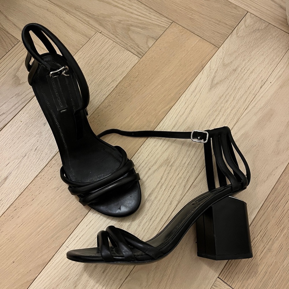 Like new Alexander wang black leather heels sandals us 7